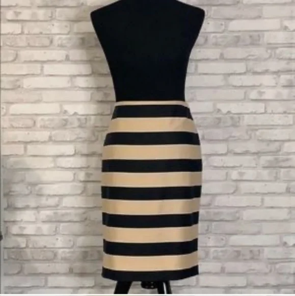 Loft - Picture 2 of 7